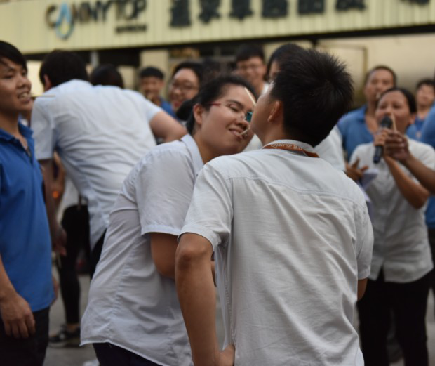 凱立淋浴房：迎中秋慶國慶 暨生日聯歡會圓滿舉辦